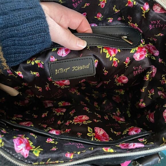 Betsey Johnson Quilted Heart Satchel Faux Leather Top Handle Purse - Picture 2 of 16